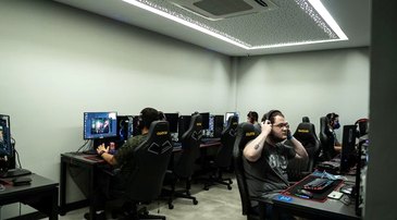 tứ sắc Win79 Club